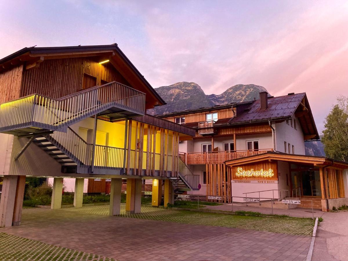 Seehotel Am Hallstaettersee Modern Rooms 上特劳恩 外观 照片