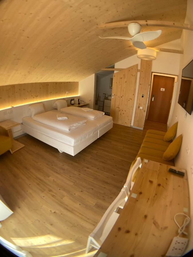 Seehotel Am Hallstaettersee Modern Rooms 上特劳恩 外观 照片